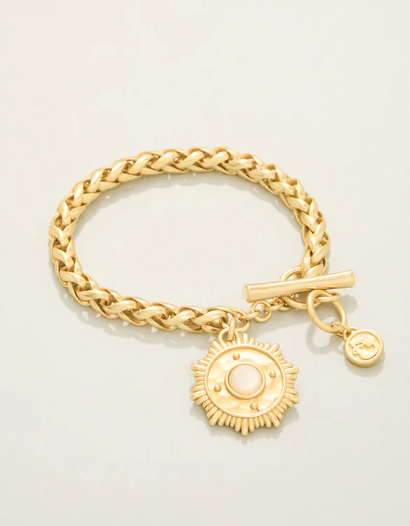 Centered Medallion Toggle Bracelet Mother-of-Pearl