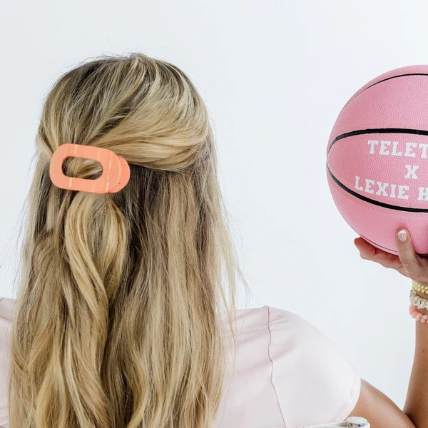 Lexie Hull Flat Medium Round Hair Clip