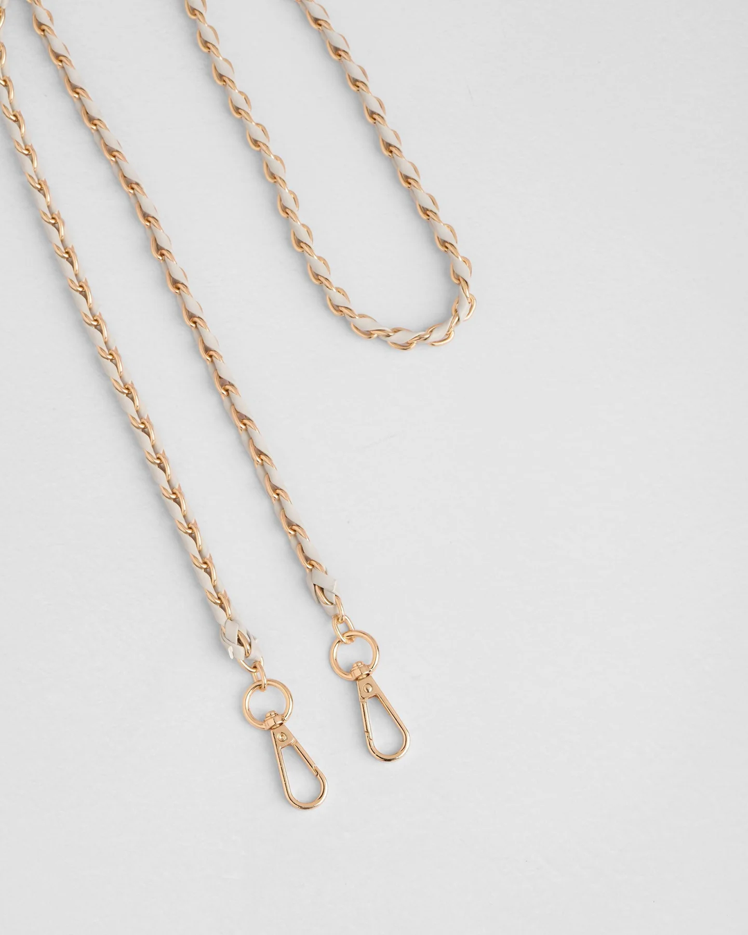 Pom Pom Strap Gold Chain Salt Grey
