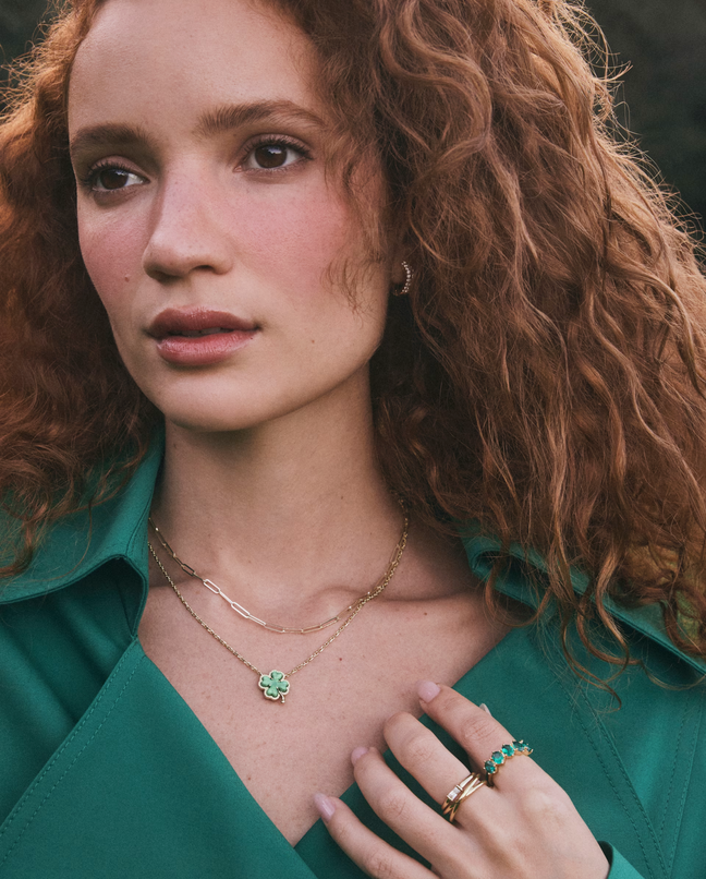 Clover Short Pendant Necklace Lime Green Magnesite Gold
