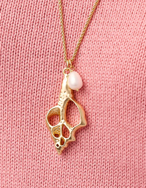Spiral Shell Necklace 28" Gold