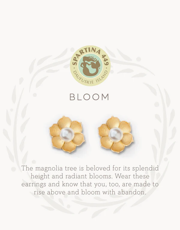 Sea La Vie Stud Earrings Bloom/Magnolia Flower Gold