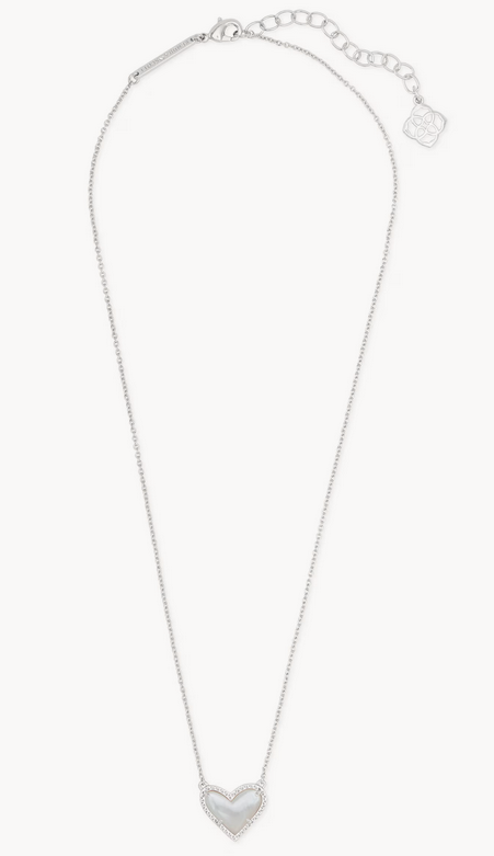 Ari Heart Short Pendant Necklace Ivory MOP Silver