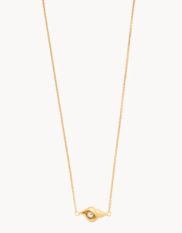 Sea La Vie Necklace Listen/Shell