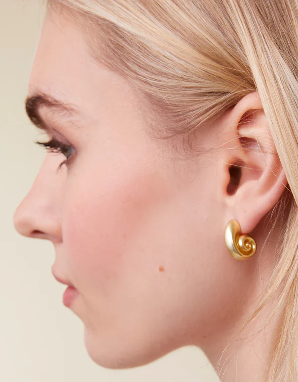 Nautilus Earrings Gold