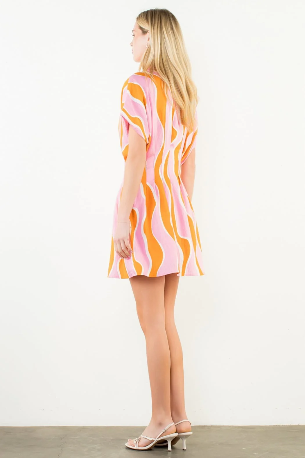 Short Sleeve Wavy Striped Pattern Dress Pink