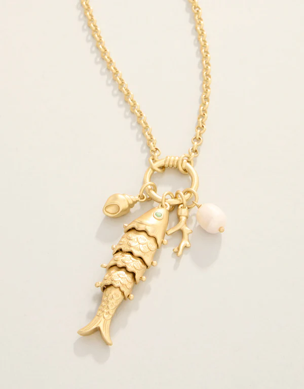 Here Fishy Necklace 20 in Gold