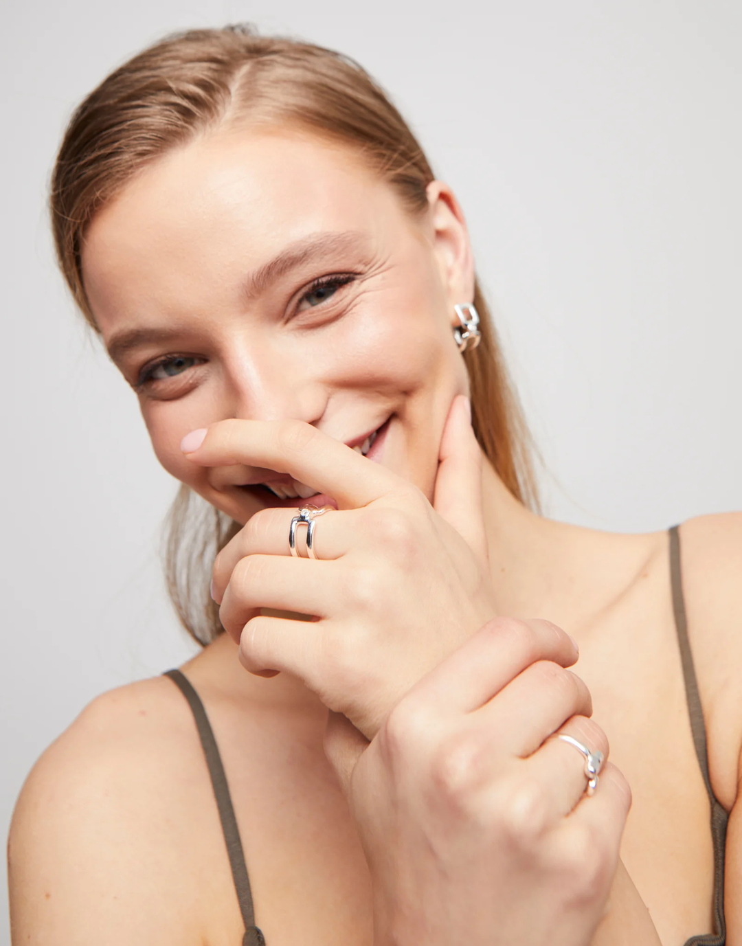 Ser Indomable Double Ring with White Topaz Silver