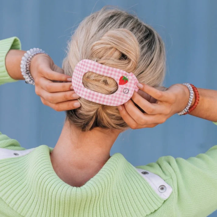 Large Flat Round Clip Handpicked