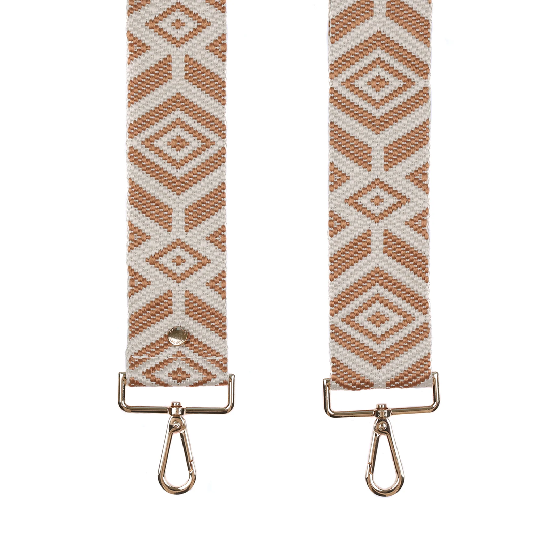 Pom Pom Strap Chestnut Diamond