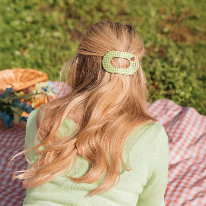 Medium Flat Round Clip Locally Grown