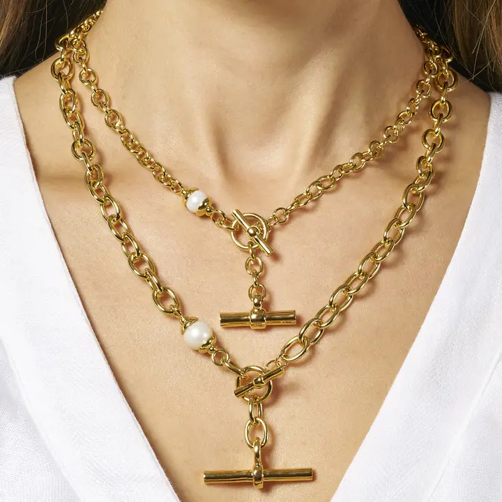 Andy Toggle Charm + Pearl Necklace