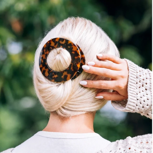 Tortoise Large Flat Open Circle Hair Clip