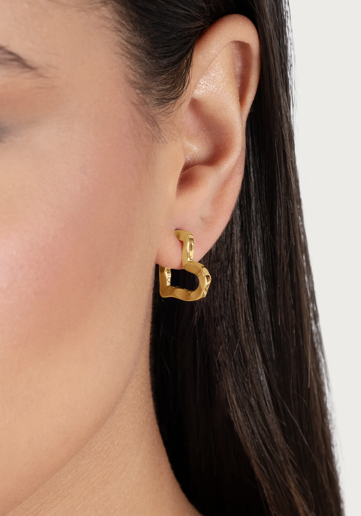 Anabel Aram Heart Hoop Earrings Small