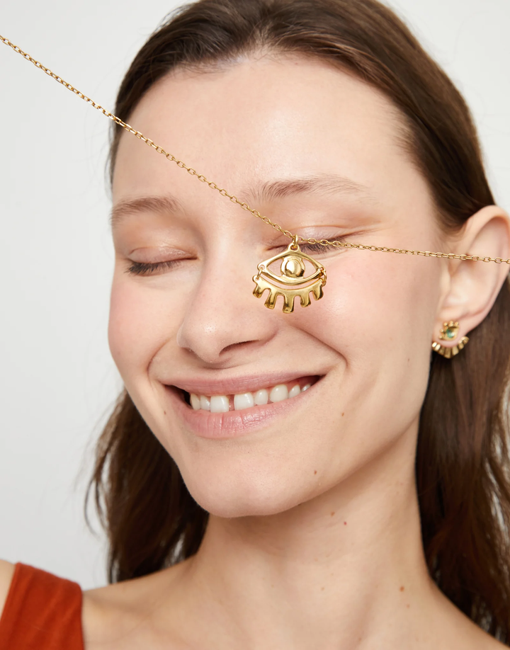 Ser Intuitiva Short Pendant Chain Necklace with Small Eye