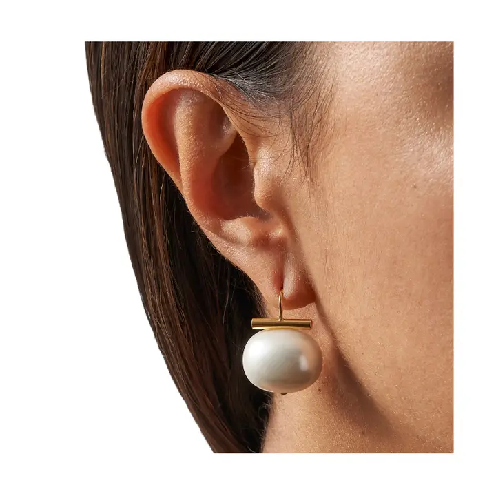 Medium Pebble Pearl Sterling Silver Earrings White