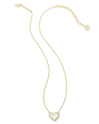Ari Heart Short Pendant Necklace Gold Ivory MOP